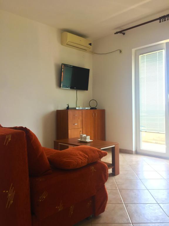 Milmaris Apartments Тиват Экстерьер фото